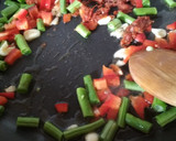 Foto del paso 3 de la receta: Paella de sepia y gambones