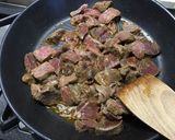 Une image de l'étape 5 de Bœuf mariné sauté aux épices créoles et pommes grenailles.