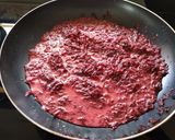 A picture of step 3 of Beetroot Halwa.