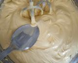 A picture of step 1 of Mango homemade ice cream.