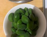 عکس مرحله 1 از دستور خورشت چغاله بادام