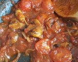 Foto del paso 2 de la receta Pasta Napolitana con tomates cherry y champiñones