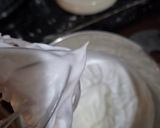 Foto langkah ke 6 dari resep Cinnamon Chiffon Cake.