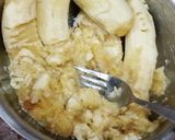 Foto langkah ke 3 dari resep Bolu pisang cup.