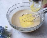 Foto langkah ke 3 dari resep Bolu karamel mini (kue sarang semut).
