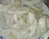 Foto langkah ke 3 dari resep Cheesy Onion Rings.
