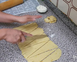 Foto del paso 6 de la receta: Medias lunas o Croissant masa casera / rellenos de dulce de leche