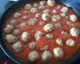 Foto del paso 6 de la receta: Albóndigas en salsa de tomate y pimiento