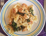 Foto del paso 7 de la receta: Pasta con camarones a la florentina