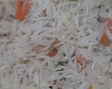 A picture of step 2 of Vegetable Chinese fried rice.