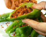 મરચાં પાઉં(marcha pav recipe in Gujarati) રેસીપી સ્ટેપ3ફોટો