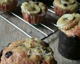 Foto langkah ke 4 dari resep Banana Muffin.