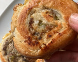 Foto del paso 11 de la receta: Rollos de hojaldre, rellenos de verduras de temporada y jamón ibérico