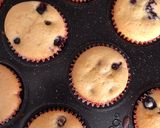 Foto del paso 5 de la receta: Cupcakes de arándanos 🫐