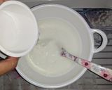 A picture of step 2 of Boondi ka Raita.