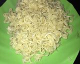 Foto langkah ke 2 dari resep Martabak mie.