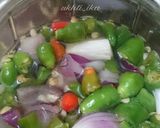 Foto langkah ke 2 dari resep Acar cabe dan bawang.