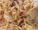 Foto langkah ke 5 dari resep Mie Tumis ala Mey.