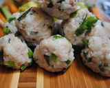 A picture of step 17 of Rice balls.