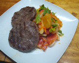 Foto del paso 3 de la receta: Ensalada multicolor para acompañar hamburguesas caseras