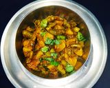 देशी परवल आलू की सब्जी (Desi parwal aloo ki sabzi recipe in Hindi) रेसिपी चरण 7 फोटो