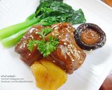 รูปขั้นตอนการทำที่ 4 ของ ซี่โครงหมูตุ๋นสับปะรดเห็ดหอม
