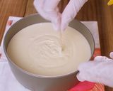 A picture of step 8 of No-Bake Strawberry Cheesecake.