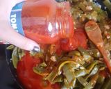 A picture of step 4 of Green Beans with Tomato and Egg 🤤.