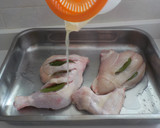 Foto del paso 8 de la receta: Pollo al limón asado al horno