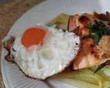 Foto del paso 5 de la receta: Salmón a lo Pobre en Mantequilla al Ajillo y Cilantro