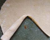 A picture of step 3 of Fish shape paratha.