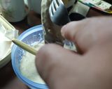 Foto del paso 2 de la receta: Pescado frito y buñuelos de lechuga