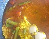 Foto del paso 6 de la receta: Arroz caldoso con almejas y espárragos🌶