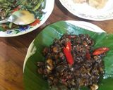 Foto langkah ke 5 dari resep Tumis kerang ala mama ff.