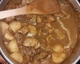 Foto del paso 3 de la receta: Carne con papas en salsa