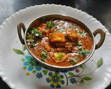 A picture of step 10 of Dhaba style paneer tikka masala gravy.