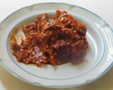 A picture of step 3 of Schezwan chutney.