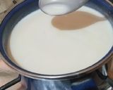 Foto del paso 4 de la receta: Panna cotta de coco🍮🥥 con coulis de jamaica y mezcal oaxaqueño