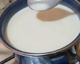 Foto del paso 4 de la receta: Panna cotta de coco🍮🥥 con coulis de jamaica y mezcal oaxaqueño