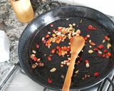 Foto del paso 1 de la receta: Paella de mariscos