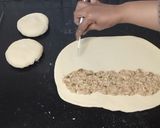 A picture of step 16 of Mini chicken bread.