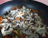 Foto langkah ke 4 dari resep Tuna Suwir Kemangi.