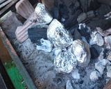 Foto del paso 4 de la receta: Asado a la parrilla de vacío y manta de chancho inyectadas