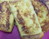 รูปขั้นตอนการทำที่ 3 ของ French Toast 🍞🍯 หวานนุ่มชุ่มไข่
