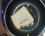 A picture of step 5 of Besan masala toast.