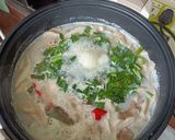 รูปขั้นตอนการทำที่ 4 ของ ต้มข่าไก่ (ไม่ใส่กะทิ)
