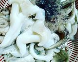 Hình bước làm 1 của món 🐙🐙 Bạch tuộc nhúng giấm 😋😋