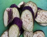 Foto langkah ke 1 dari resep Terong goreng mentega.