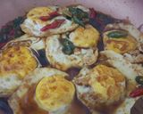 Foto langkah ke 3 dari resep Telur Ceplok Saus Kecap.