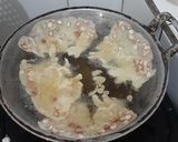 Foto langkah ke 3 dari resep Peyek kacang rebon tanpa telur dan santan.